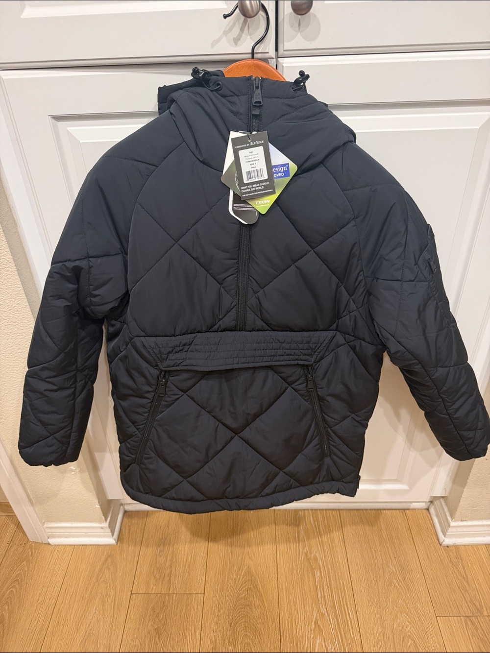 Women’s ' Black Quilted Hooded Jacket